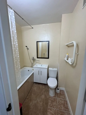 garsoniera in zona Aparatorii Patriei aproape de metrou - imagine 4