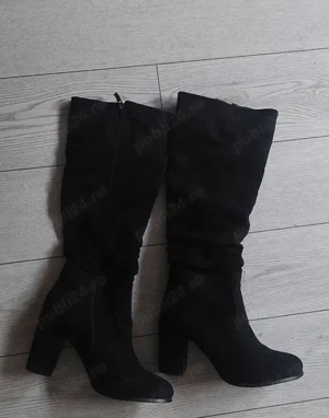Cizme lungi piele intoarsa  catifea marimea 38