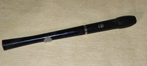 fluier din plastic   abs, ANGEL impecabil lungime 32 cm