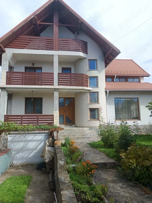 Vilă spațioasă S+P+1E+pod, 5 camere, cartier Albert, Ploiești