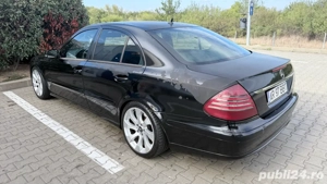 Mercedes E-Class  - imagine 3