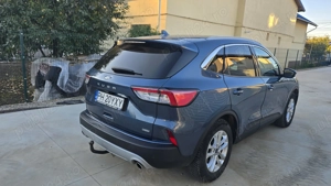 Ford Kuga PHEV,225 cp