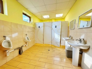 Clădire modernă de închiriat – ideală pentru clinică medicală sau companie mare - imagine 12