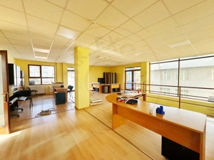 Clădire modernă de închiriat – ideală pentru clinică medicală sau companie mare - imagine 9