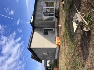 Casă modernă pe un teren generos de 800 m