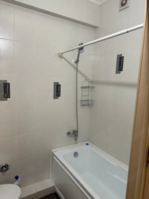 garsoniera in zona Gorjului aproape de metrou  - imagine 3