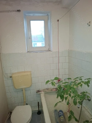 Vând apartament 3 camere, 3 3, șarpantă, boxă, zonă ultracentrală - imagine 3 Vând apartament 3 camere, 3 3, șarpantă, boxă, zonă ultracentrală - imagine 3