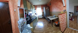 Vând apartament 2 camere semidecomandat,parter înalt în Sibiu cartier v.aaron !!