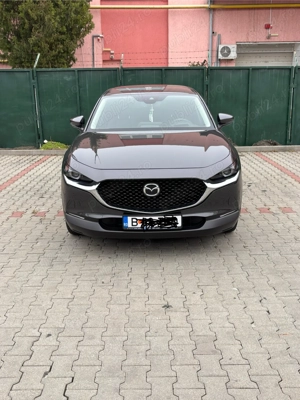 Vând Mazda CX30