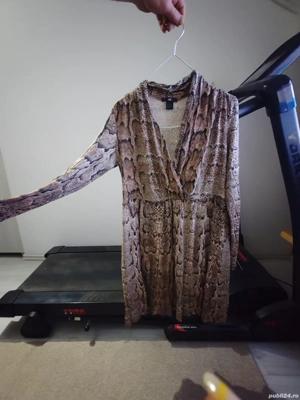 Vând rochie mărimea S - imagine 2