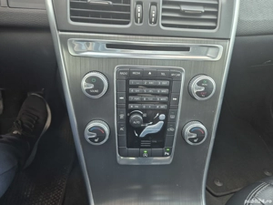 volvo xc60 an 2016 euro6 - imagine 4