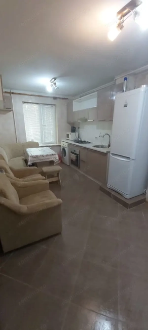 garsoniera in zona Universitatii aproape de metrou - imagine 3