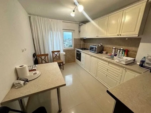 Apartament cu 3 camere et 2 central proprie 2 BAI 2 BALCOANE LIPOVEI  - imagine 2