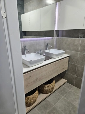 apartament de doua camere in zona 1 Decembrie aproape de metrou. - imagine 3