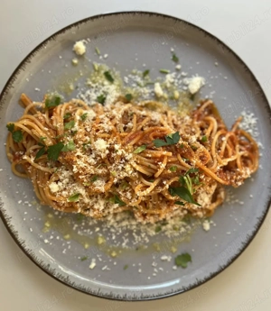 Angajam bucatar sau ajutor bucatar - imagine 3