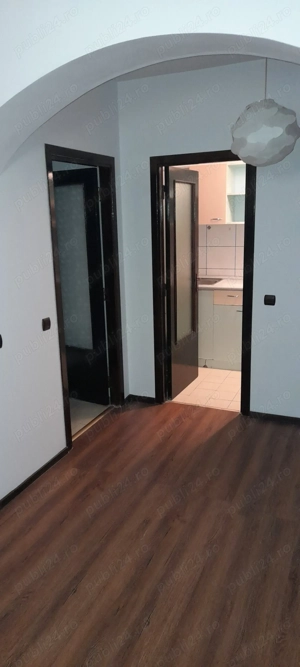 Închiriez garsonieră la 500m de metrou - imagine 8