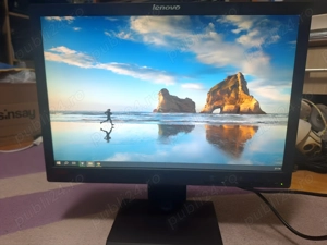 Monitor Lenovo ThinkVision L1951pwD 19  VGA & DVI