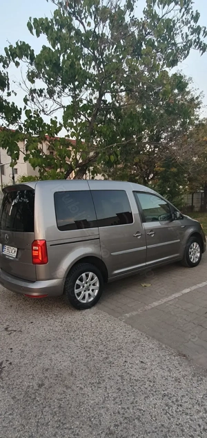 Vand Volkswagen Caddy - imagine 3