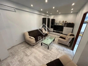 Apartament de închiriat 3 camere - Calea Moldovei