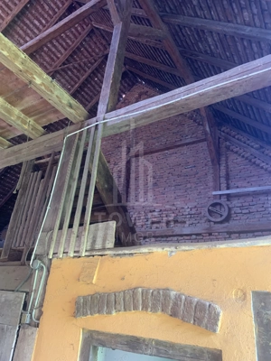 Casă în centrul Cisnădioarei cu 243mp de locuit și teren de 936mp - imagine 12