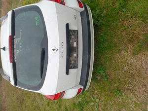 Dezmembrez renault clio din 2012 1.5 ,euro5 motorul funcționează  - imagine 6