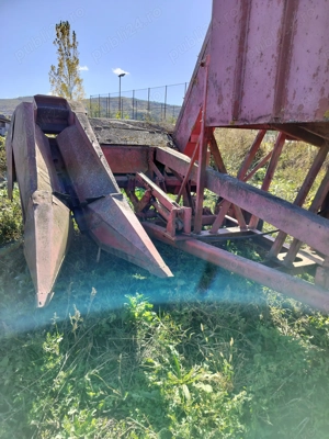 Mașină de recoltat porumb  - imagine 3