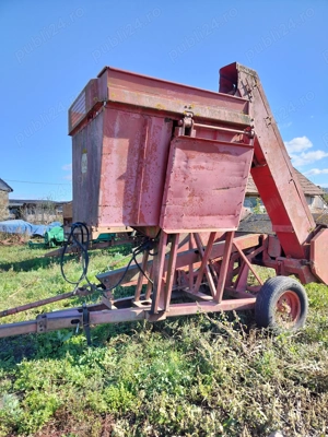 Mașină de recoltat porumb  - imagine 4