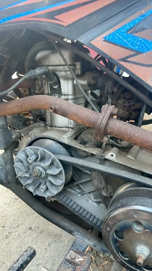 Vând atv dinli802 de 300