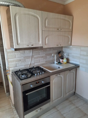 De închiriat 2 camere, central