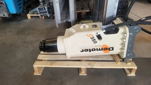 Picon Hidraulic SK 302-S330   Transformă-ți JCB 3CX 4CX în Mașina de Demolare Supremă!