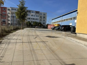 Clădire modernă de închiriat – ideală pentru clinică medicală sau companie mare - imagine 13