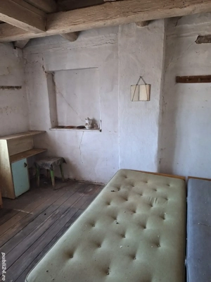 Casa tip colnă din cărămidă in localitatea Cuvin  - imagine 5