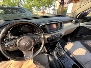 Kia Sorento Masina personala de familie - imagine 5