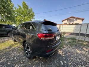 Kia Sorento Masina personala de familie - imagine 7