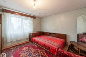 Casa traditionala la tara in Gliganu de Jos Com. Rociu-Arges la 30 km de Pitesti - imagine 12