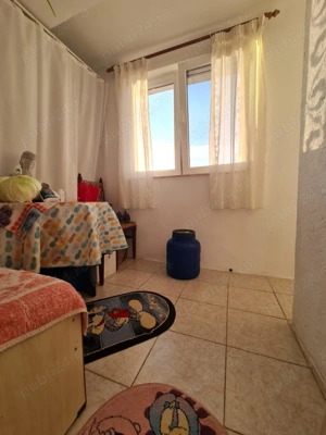 Vanzare apartament 4 camere dec, in Galati, Micro 39A, sup.91mp, mobilat - imagine 3