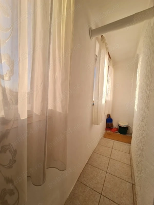 Vanzare apartament 4 camere dec, in Galati, Micro 39A, sup.91mp, mobilat - imagine 8