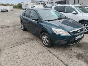 Ford Focus 1.6 benzina - imagine 7