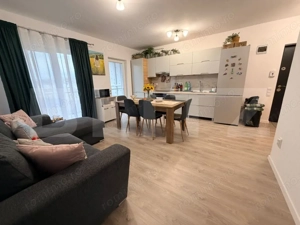 Apartament 3 camere, la cheie, parcare, strada Noua Apahida