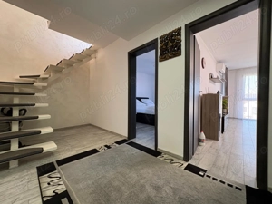 De închiriat penthouse deosebit în Sânpetru   aproape de Coresi - imagine 3