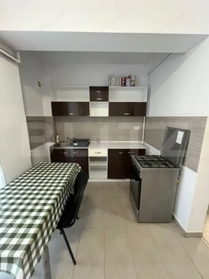 Apartament cu 3 camere, cartier Yriss Valea Lupului - imagine 5