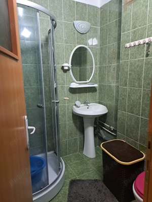Inchiriez apartament o camera Calea Buziasului