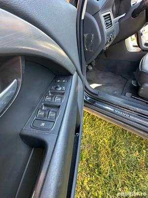 Vand Volvo V70, 2008, diesel, motor 2.4 - imagine 9