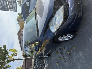 Vând autoturism avariat Nissan Tiida - imagine 2 Vând autoturism avariat Nissan Tiida - imagine 2