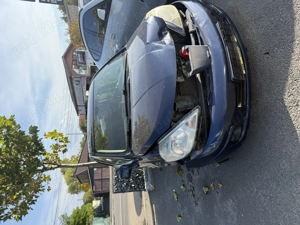 Vând autoturism avariat Nissan Tiida - imagine 4 Vând autoturism avariat Nissan Tiida - imagine 4