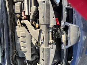 Vând autoturism avariat Nissan Tiida - imagine 5 Vând autoturism avariat Nissan Tiida - imagine 5