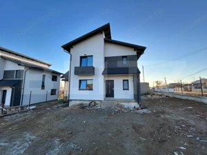 Casa moderna individuala, 100 mp utili, zona Burdujeni - imagine 2