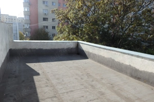 Imobil cu Spatiu Comercial, ideal pentru sediu de firma, Str. Ritmului Nr 15 - imagine 6 Imobil cu Spatiu Comercial, ideal pentru sediu de firma, Str. Ritmului Nr 15 - imagine 6