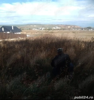 Vând teren  (zona industriala)