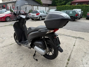 Honda SH 125i Abs 12 cp an 2016 - imagine 4 Honda SH 125i Abs 12 cp an 2016 - imagine 4